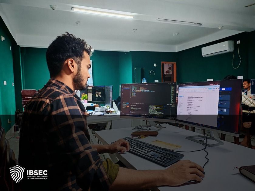 Triagem e Remediação em Java e React: Domine Agora