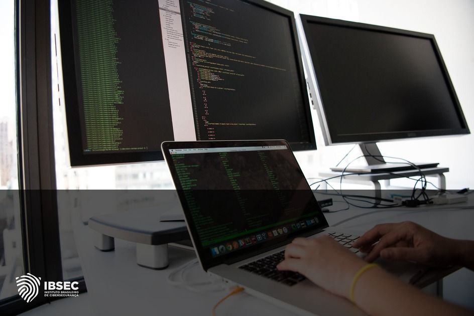 Path Traversal Atlassian: Proteja Jira e Confluence