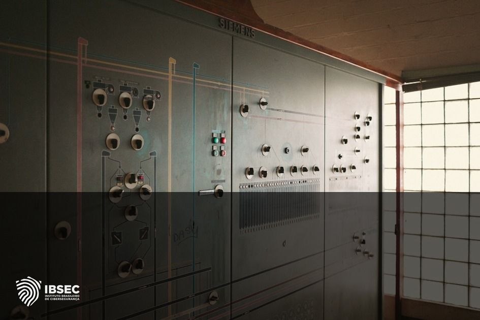 Vulnerabilidade Crítica no Siemens Industrial Edge