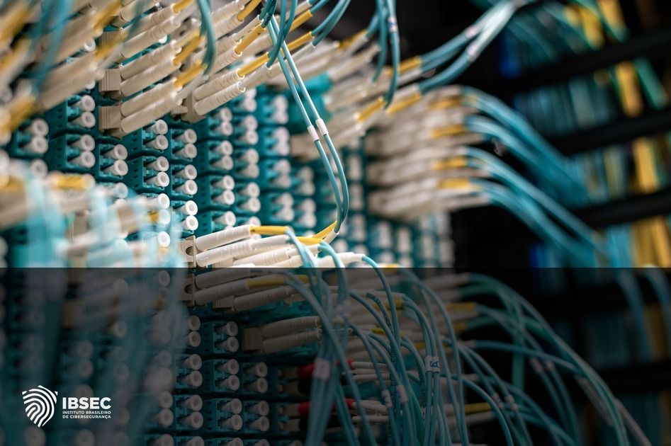 Inteligência Artificial em SOCs: Revolução na Segurança