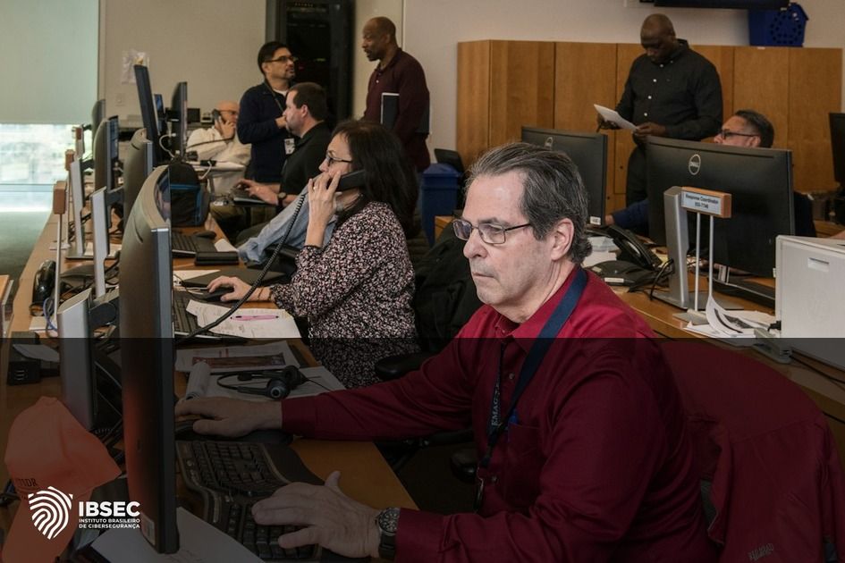Monitoramento e Resposta a Incidentes em Redes 2026